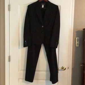 Women’s suit